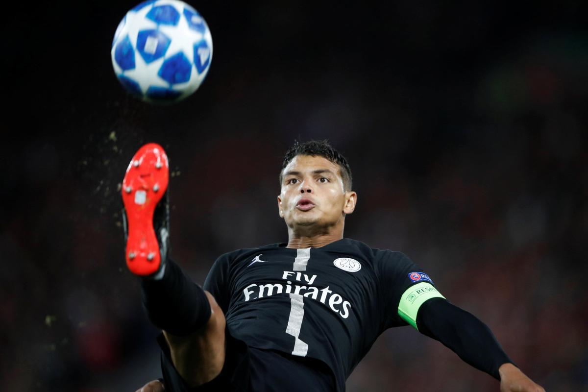 PSG mendon të shesë yllin, tre gjigandë italianë në garë