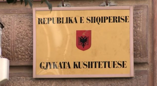 Pronat në Shqipëri mbeten peng i mosfunksionimit të Gjykatës Kushtetuese