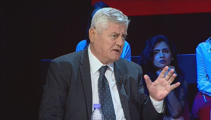 Shehi ngre alarmin për policinë: Xhafaj duhet të largohet