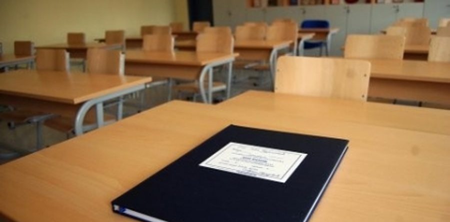 Pezullimi i 16 mësuesve, reagon MASR