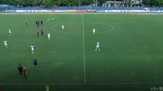 Teuta humb thellë ndaj Luftëtarit