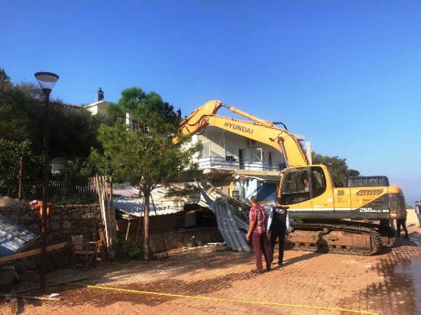 “Mbaje mend këtë fytyrë”, PD: Si u kërcënua deputeti