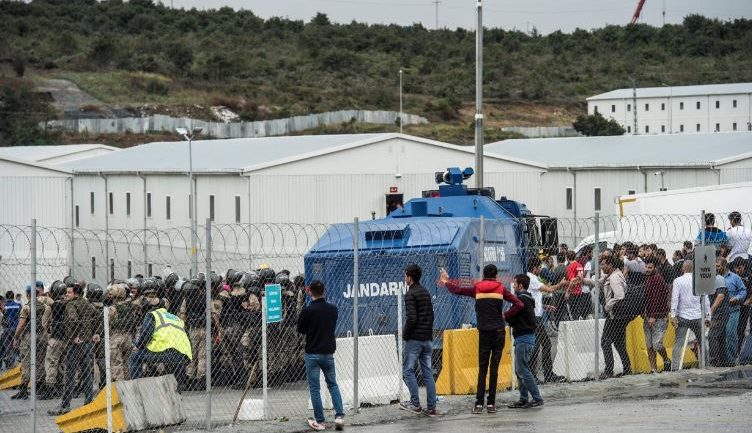 Protestuan për kushtet e punës, Turqia burgos 24 punëtorët