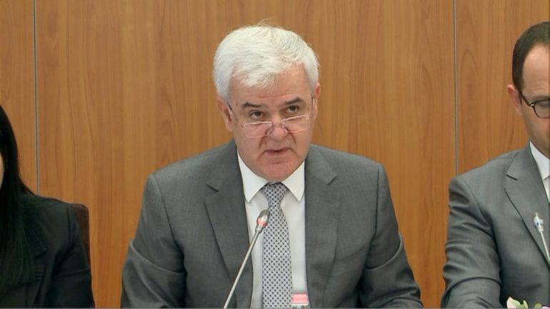 Xhafaj: Aksion në 2019-n, në duart e të papërgjegjshmëve ka ende armë