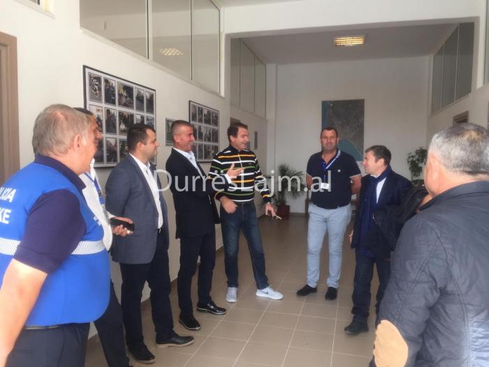 Policia Bashkiake në Durrës me zyra të reja, tashmë edhe një sallë operative për problematikat e qytetarëve (FOTO)