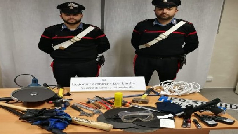 Me dokumente false dhe makinë të vjedhur, kapet 25-vjeçari shqiptar në Itali