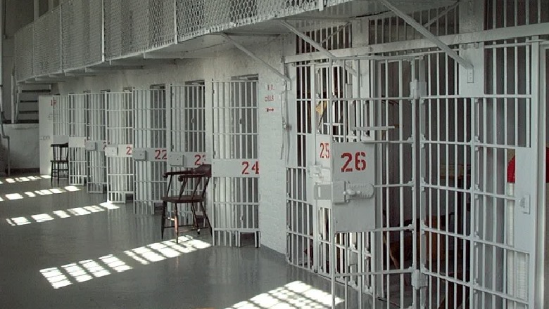 Nisma ligjore/ Izolim total kokave të krimit në burg sipas modelit për mafiozët italianë