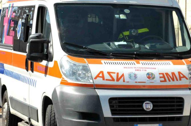 EMRI/ Shqiptari po shkonte në punë me makinë, humb jetën papritur