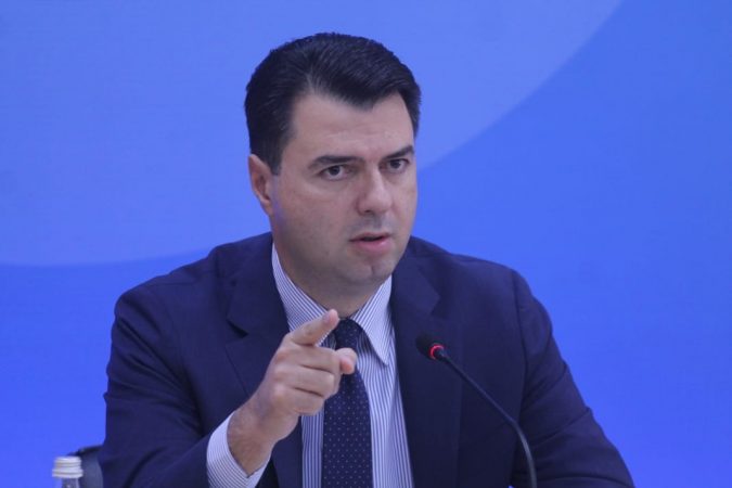 “Shteti ka degraduar”, Basha reagon pas vrasjes së trefishtë