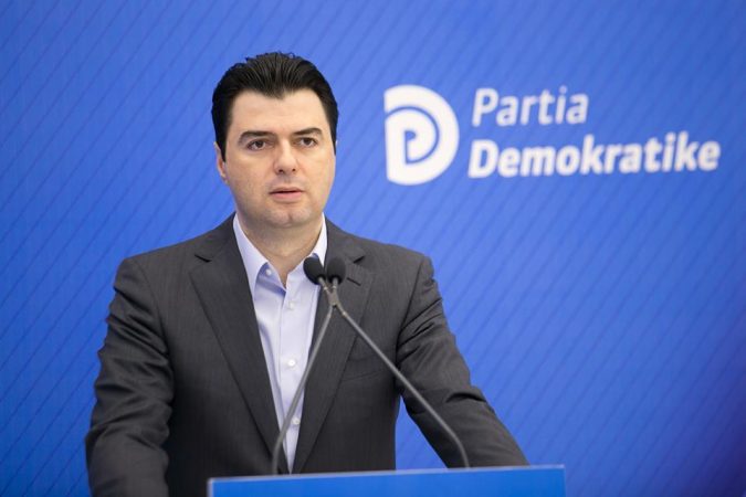 Basha: Fund diktaturës së krimit