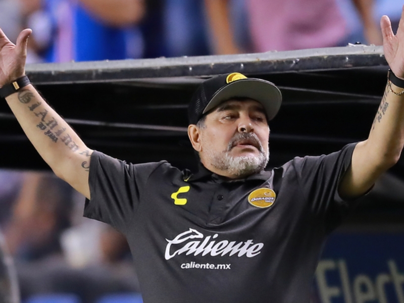 Maradona: Ata që sot më kritikojnë, dikur drogoheshin me mua