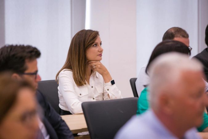 Tabaku: Sot votuat pro kompanisë së basteve. Po forconi mafiozët