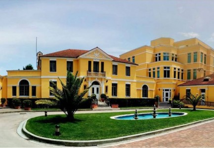 Ambasada Amerikane ju jep këshillën për lotarinë: Pyetjen 6 mos e plotësoni