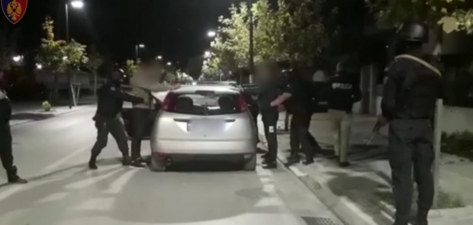 EMRI/ Në kërkim ndërkombëtar për vrasje, arrestohet 32-vjeçari (VIDEO)