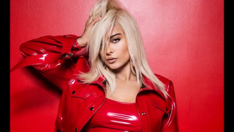 Bebe Rexha hyn në histori, prej 1 viti kryeson Billboard Hot 100