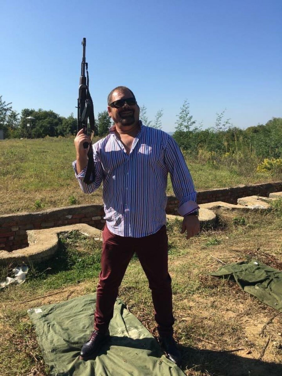 Denoncimi/ Drejtori i tatimeve shfaqet me kallash në dorë, gjoba bizneseve