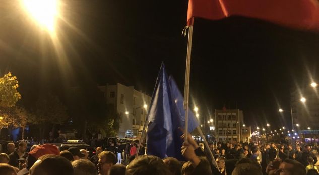 Tymuese dhe kapsolla në drejtim të Ramës në Kukës