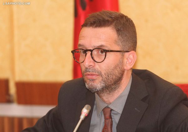 Pr.ligji për tokën bujqësore, Braçe: Qeveria të kthejë përgjigje brenda nëntorit