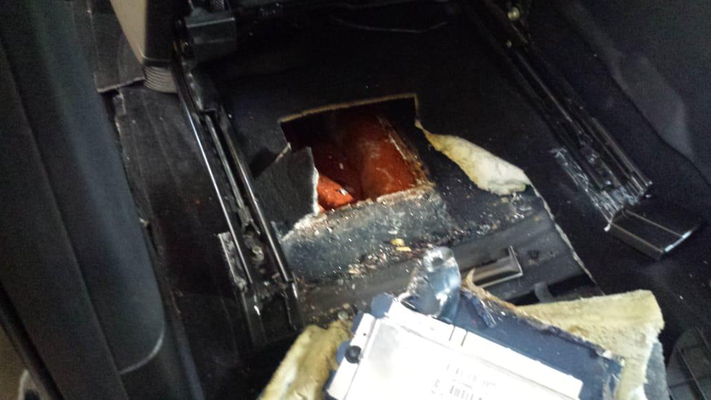 Arrestohen 3 persona në kufi, tentuan të trafikonin drogë