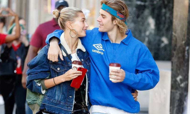 “Hailey Bieber”, modelja vendos mbiemrin e Justin si markë tregtare