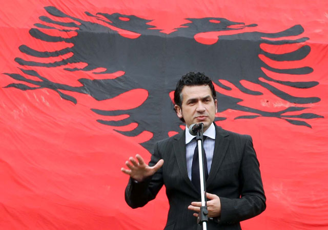 “Me dhimbje pranova largimin e saj”, Kreshnik Spahiu jep lajmin e hidhur