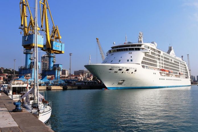 Durrës, dy kroçera të tjera në fund të sezonit turistik