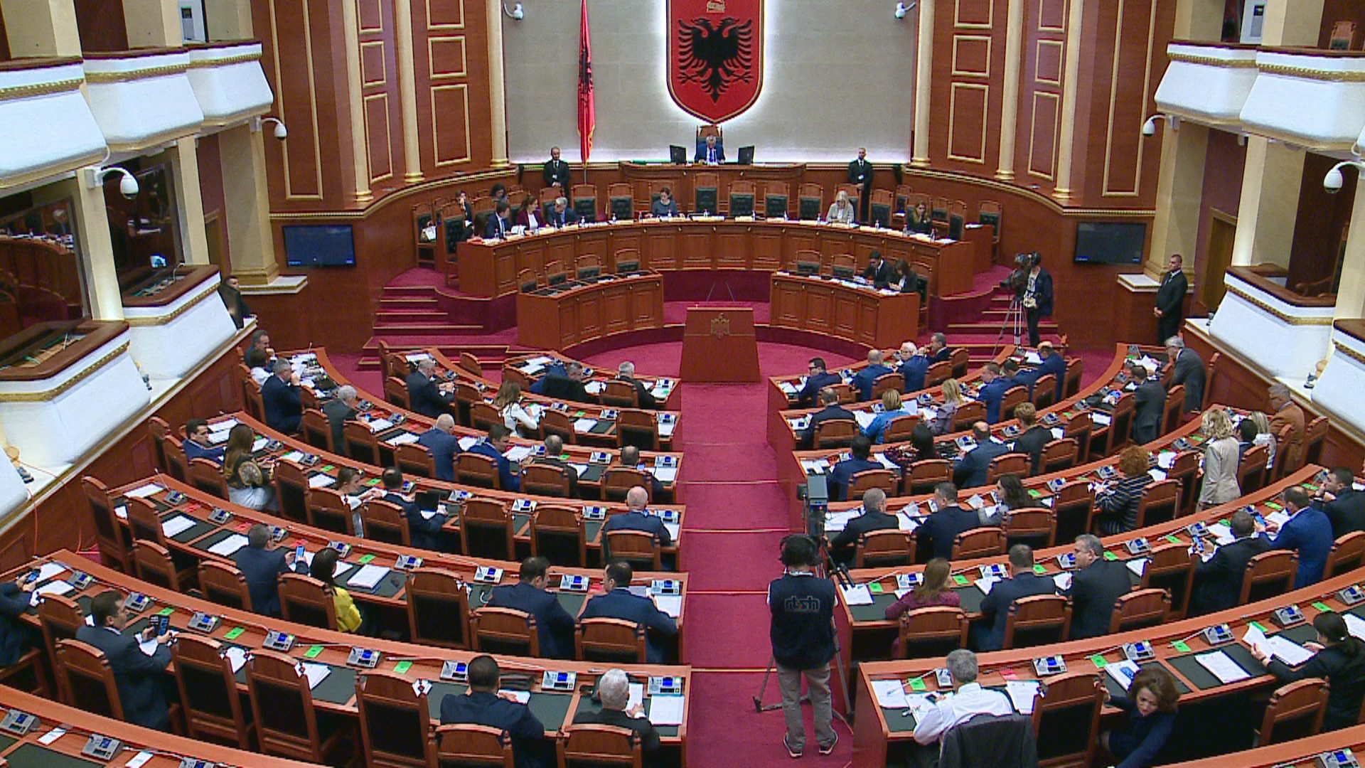 Miratohet sot ligji për ‘Lojërat e fatit’, opozita sërish bojkot Kuvendit