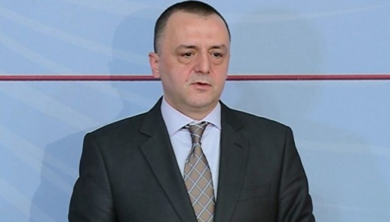 Lame qetëson qytetarët: Regjistrimi i banesave para ’91-shit, pa afat dhe falas