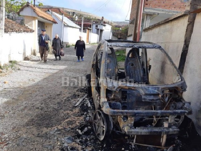Iu dogj makina, e reja: Zjarri i qëllimshëm, konflikti që kam