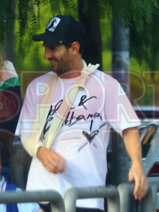 Me krahun të futur në allçi, Messi frikëson Barcelonën, ja kur kthehet