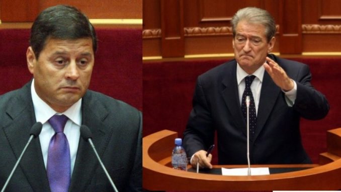 Pjerin Ndreu i përgjigjet Berishës: Me darkat e tua habitet edhe Prishtina!