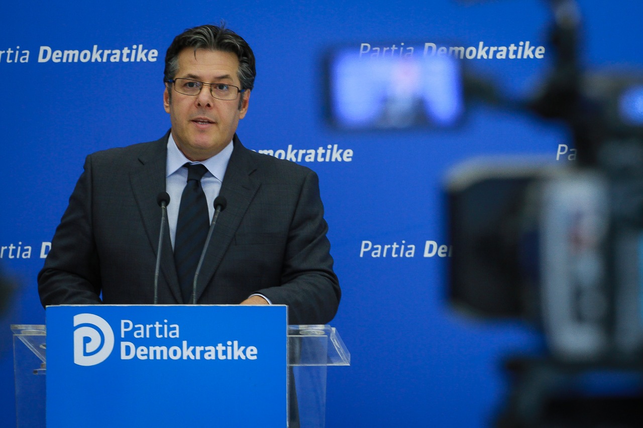 Paloka-Ramës: Çfarë bëje në prill me Dakon dhe Fugën në Monte Carlo