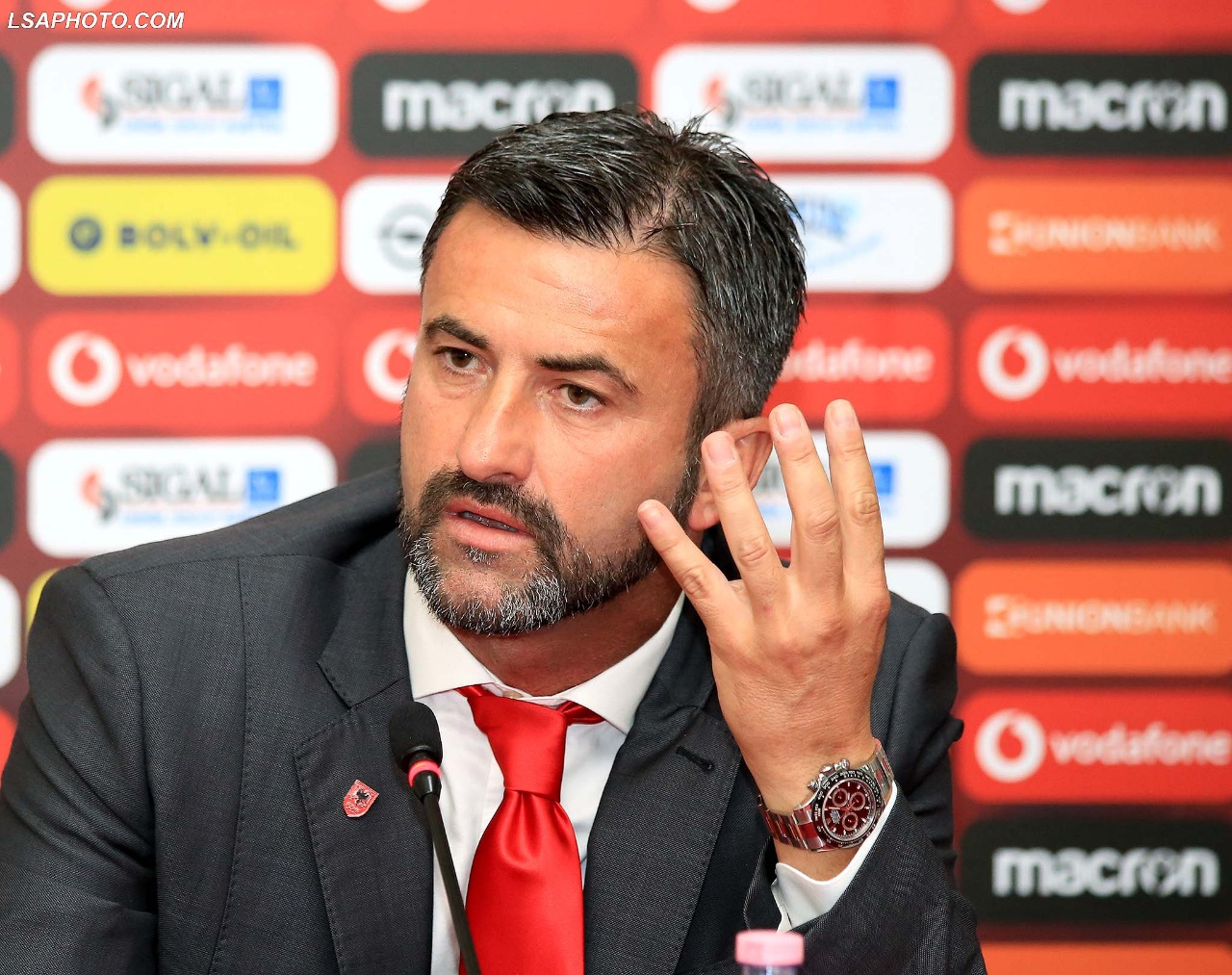 VIDEO/ Pannuci tregon “dhëmbët”: Kombëtarja nuk është vend për të punësuar njerëz