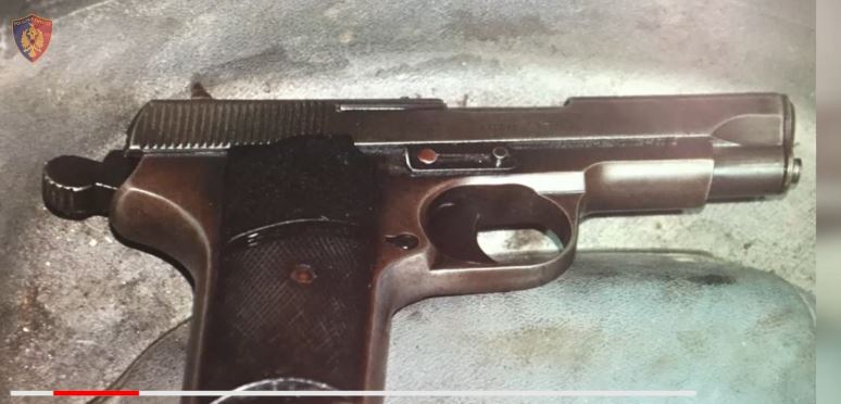 Policia aksion në lokale, pranga 39-vjeçarit me pistoletë