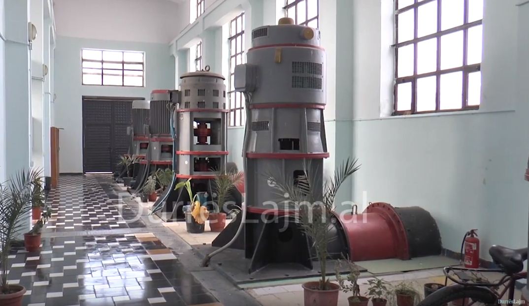 Pompat e hidrovorit në Porto Romano të amortizuara, ndërmarrja: Duhen të reja (VIDEO)