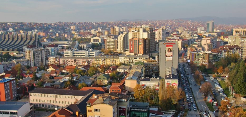 Prishtina kërkon sqarim për sulmin mbi 2 shqiptarët në Serbi