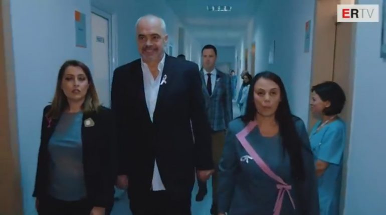 Rama në spitalin e Fierit: Më ra goja, këto dyert mos i bëni të vogla për Braçen