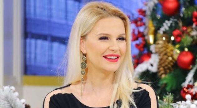 Mia bën 3 vjeçe, ja urimi i mami Rudinës (FOTO)