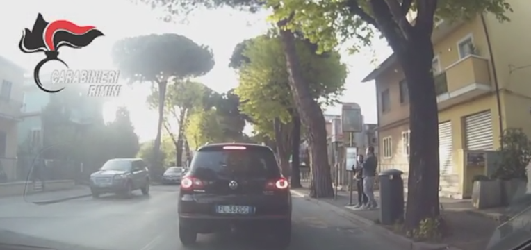 Një i ri shqiptar, autor i vrasjes së kuzhinierit nga Senegali (VIDEO)