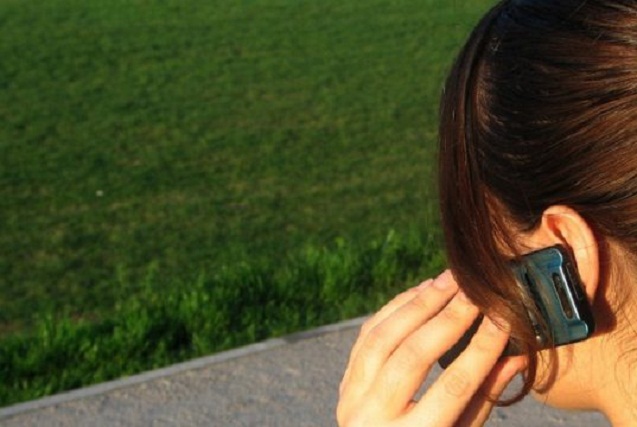 Në këtë shtet ndalohet përdorimi i celularëve në rrugë