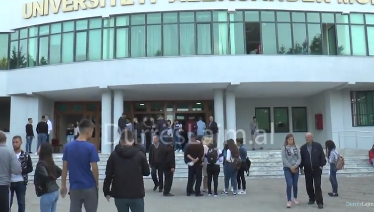Universiteti i Durrësit hap dyert për 17 mijë studentë (VIDEO)