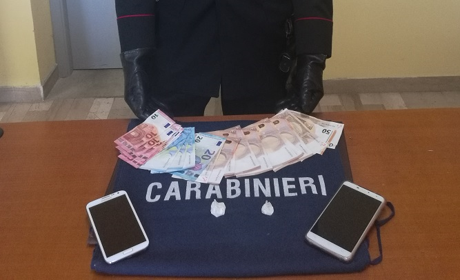 ‘Një ditë pune si shitës droge baraz me 30 ditë pune të ndershme në Shqipëri’