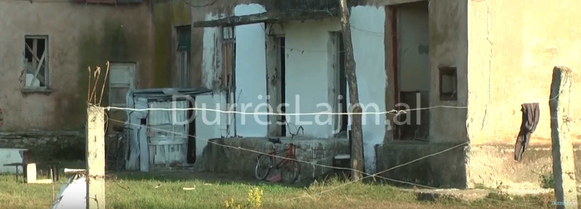 E zhytyr në mjerim/ Familja e varfër në Durrës që nuk e ndihmon askush (VIDEO)