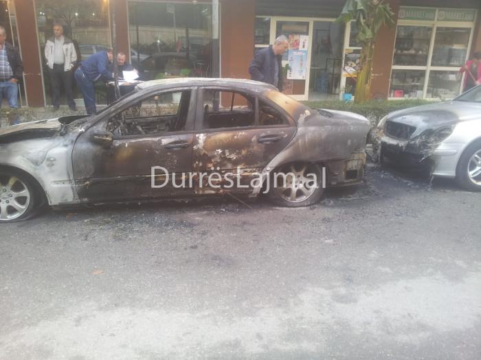 Djegia e makinave në Durrës, çfarë tha pronari në polici (VIDEO)