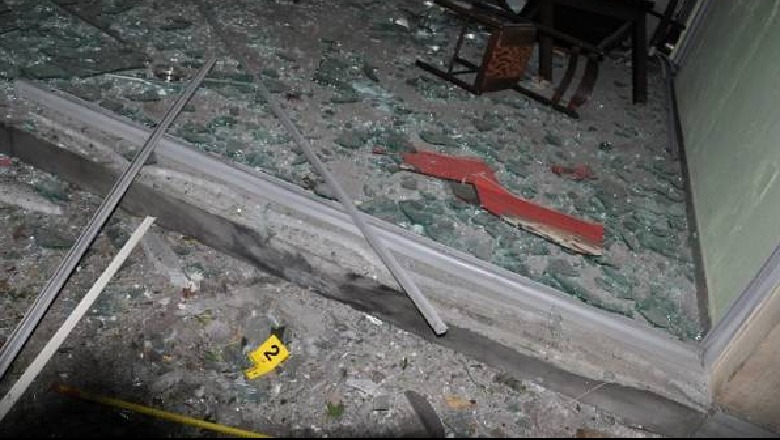 Hidhet në erë me eksploziv një lokal në Tropojë