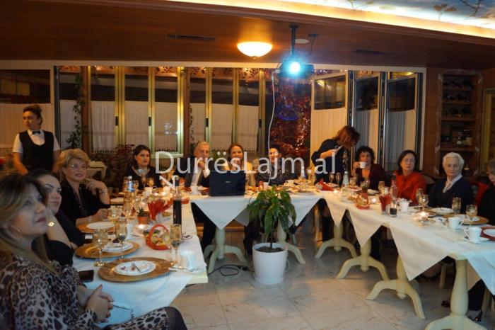 Durrës, gratë e biznesit mblidhen me profesionalistët grekë të eventeve (FOTO & VIDEO)