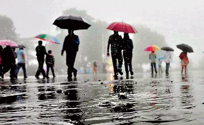 Si do jetë moti në vijim, zonat ku priten reshje intensive