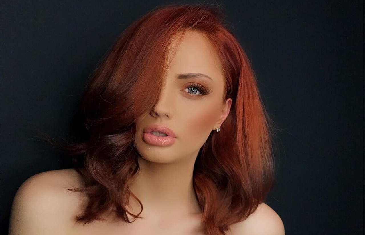 Ana Lika publikon foton e veçantë me mamin: Më falni për lakuriqësinë