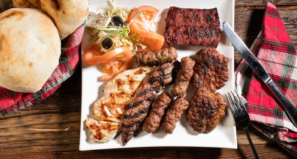 Gatimet tradicionale shqiptare në restorantet e New York-ut (FOTO)