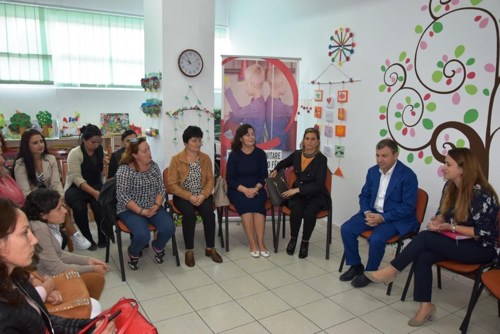 Dako takim në Qendrën për fëmijët me aftësi të kufizuara: Do të vazhdojë të mbetet e hapur